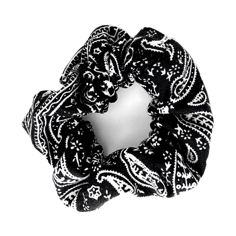 Black bandana-pattern hair scrunchies (single)